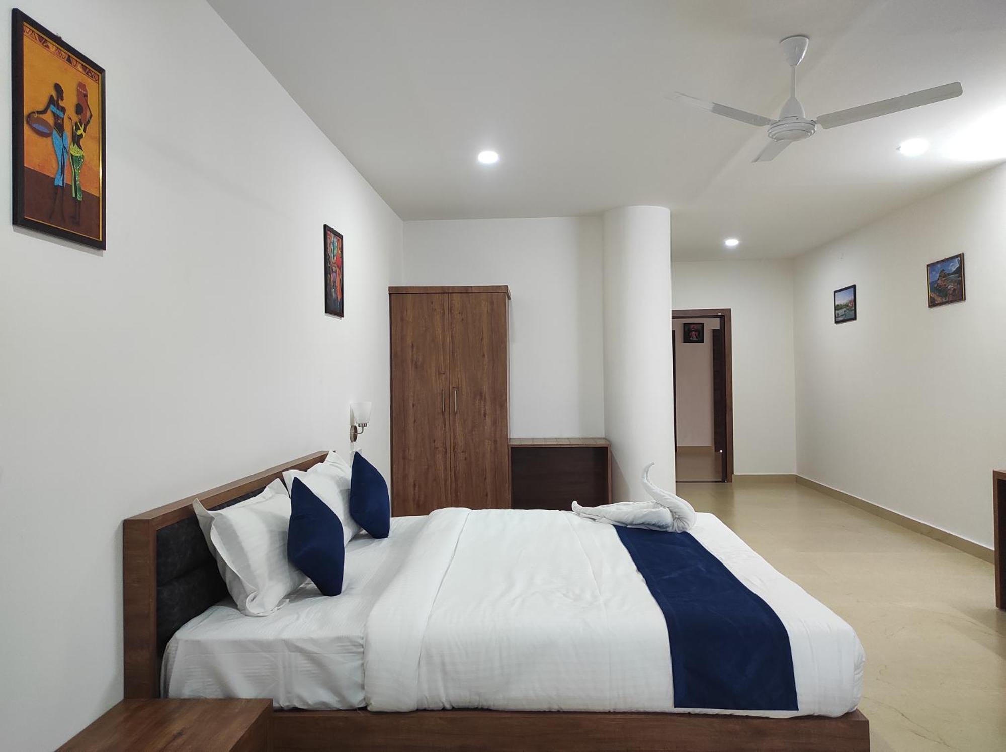 Hotel A G Palace Duliagaon エクステリア 写真